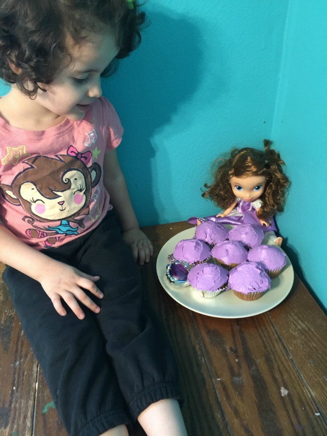 proud of sofia the first cupcakes