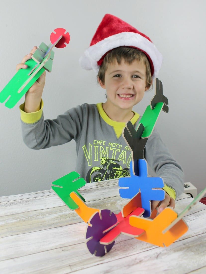 build-and-learn-with-these-toys